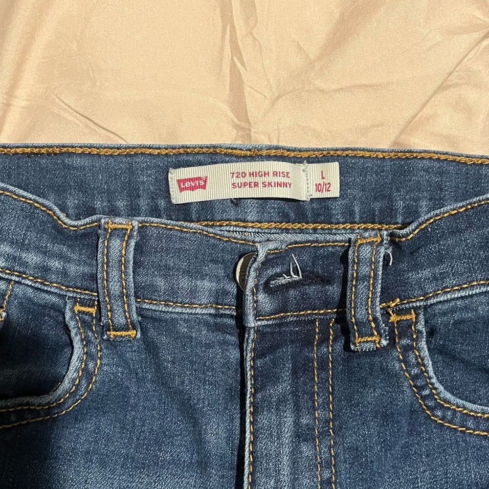 Levi's Kids Dark Blue Distressed Jeans - Picture 5 of 5